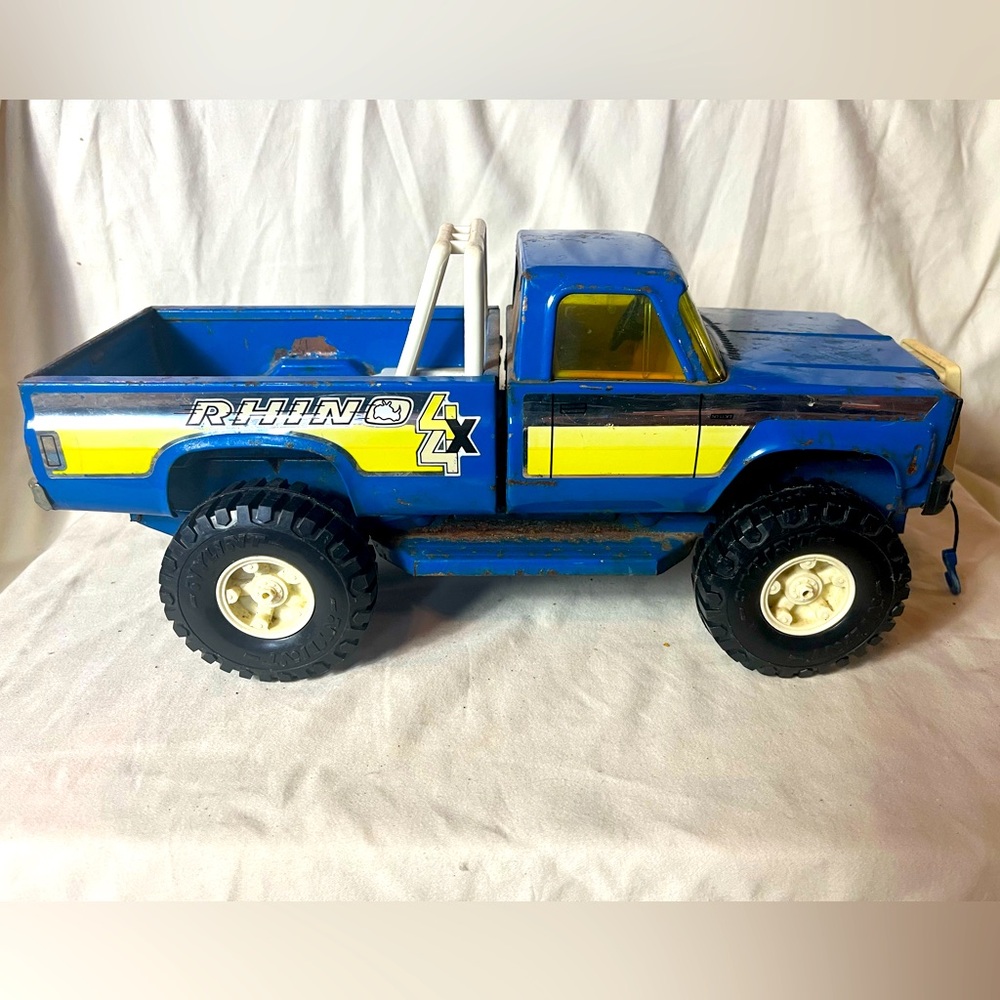 Vintage Nylint Chevy Blue Rhino 4x4 Pickup Truck Hook Roll Bar 1970s